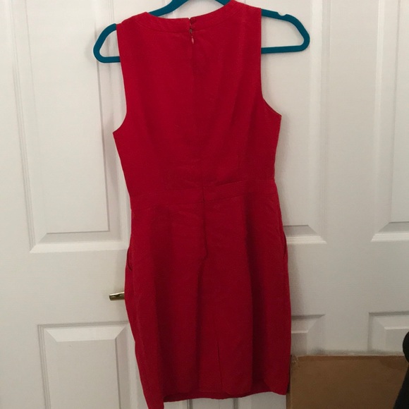 Red Vneck Pleated Dress - Picture 2 of 3